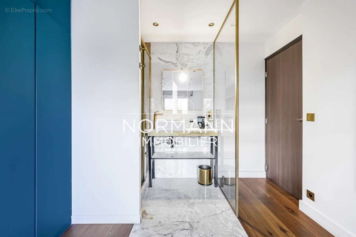 Appartement à BOULOGNE-BILLANCOURT