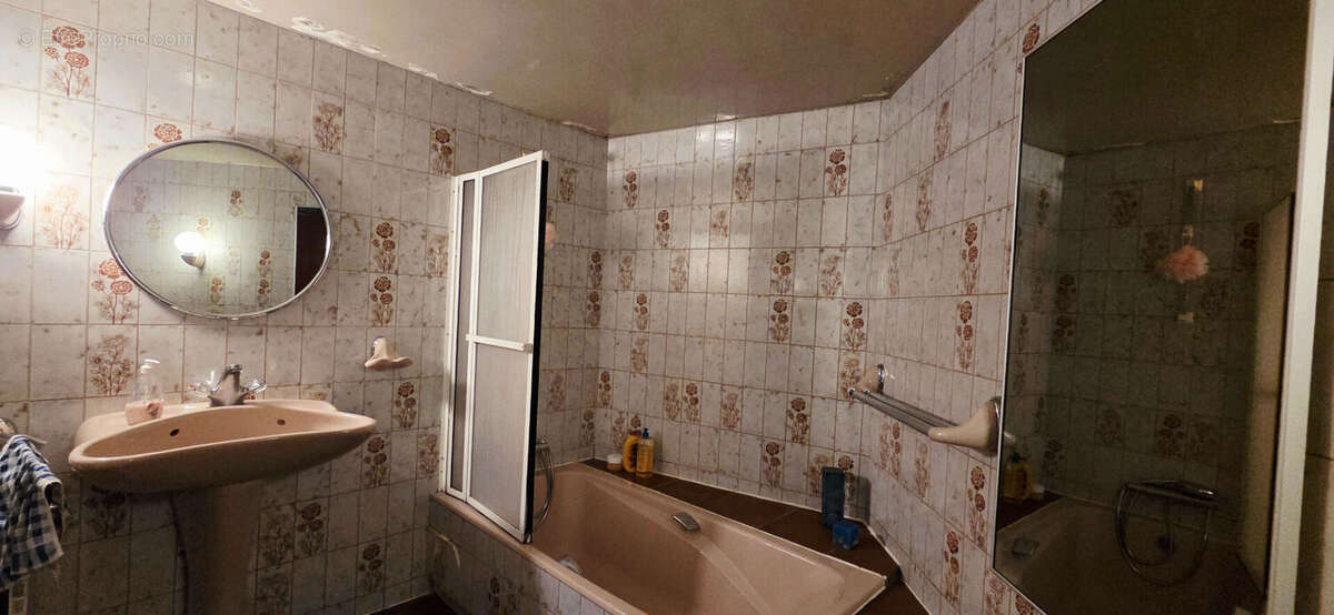 Maison à VILLECONIN