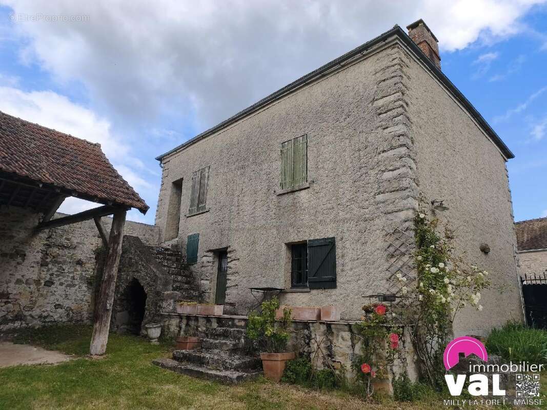 Maison à MILLY-LA-FORET