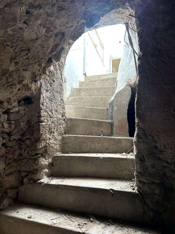 Appartement à LA GAUDE