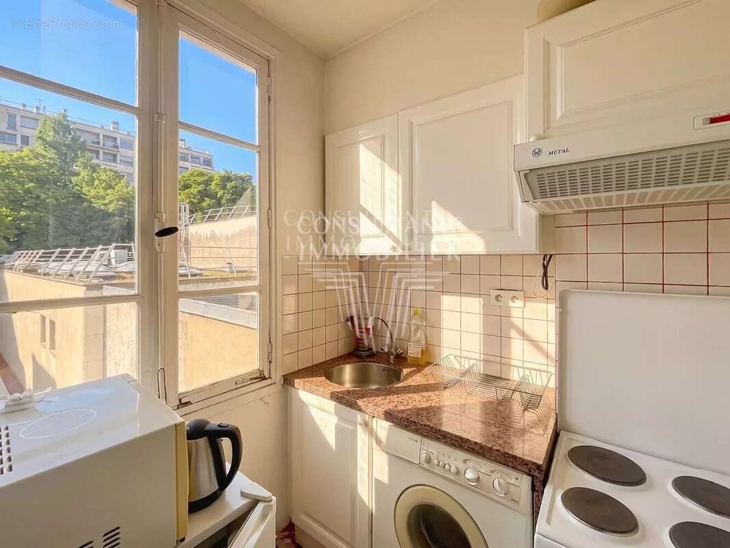 Appartement à PARIS-7E