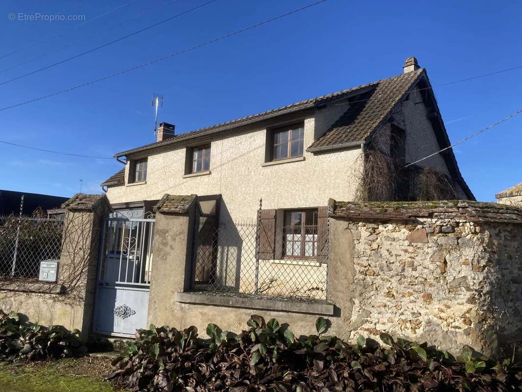 Maison à GAZERAN
