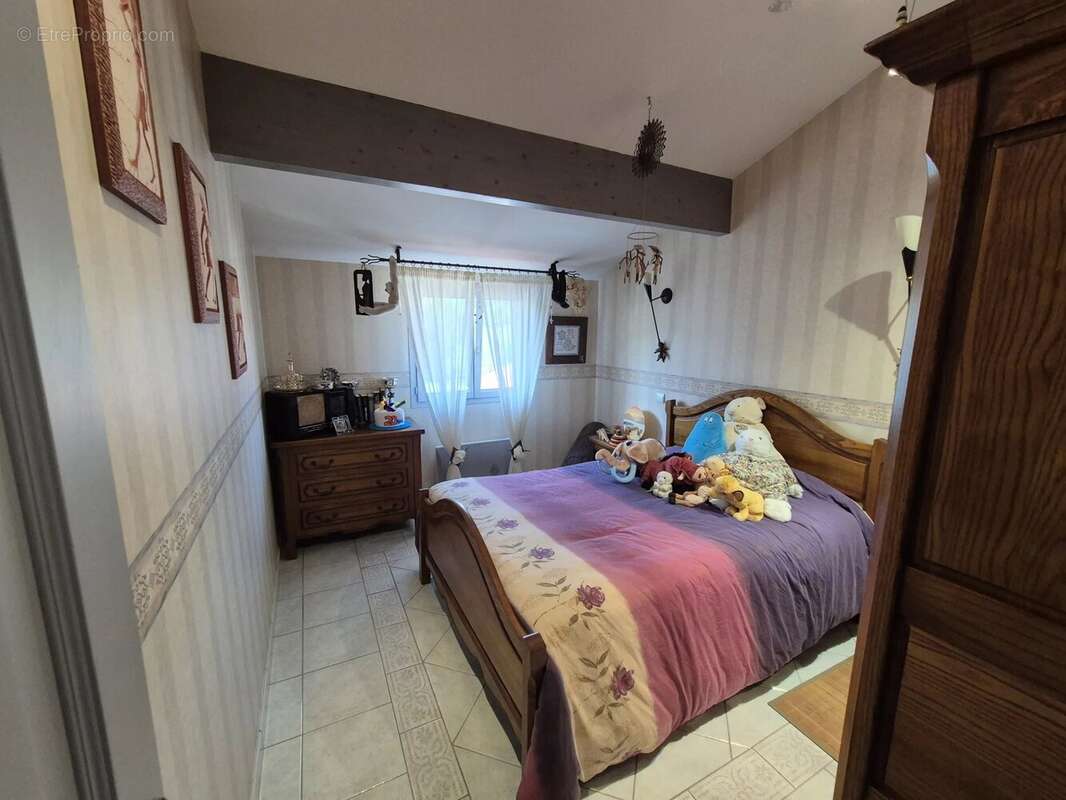 Maison à BRIVES-CHARENSAC