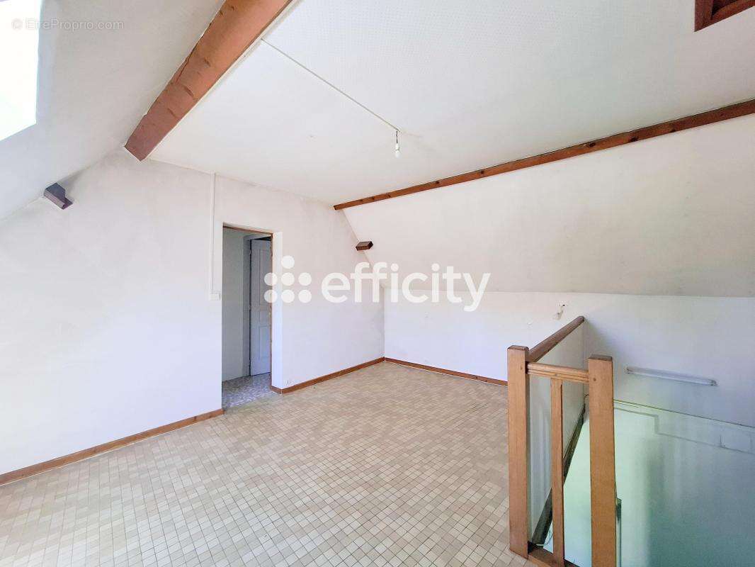 Maison à UNVERRE