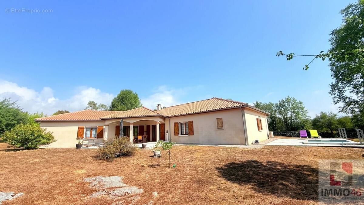 Maison à GRAMAT