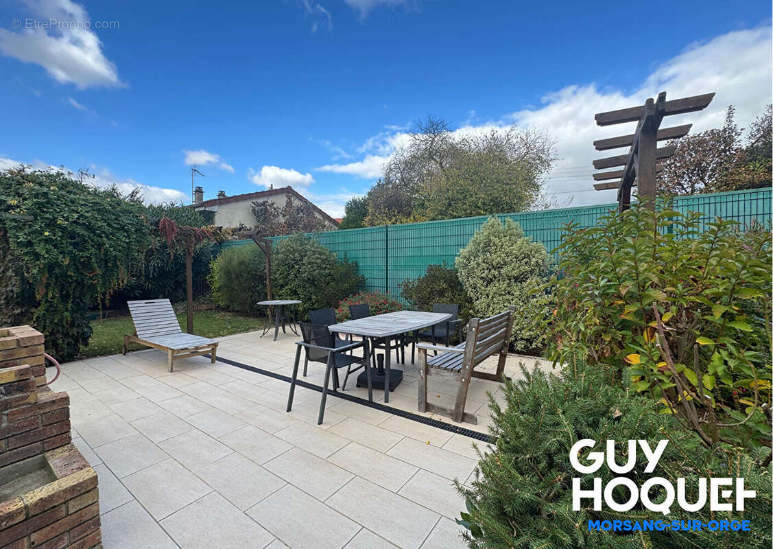 Maison à PARAY-VIEILLE-POSTE