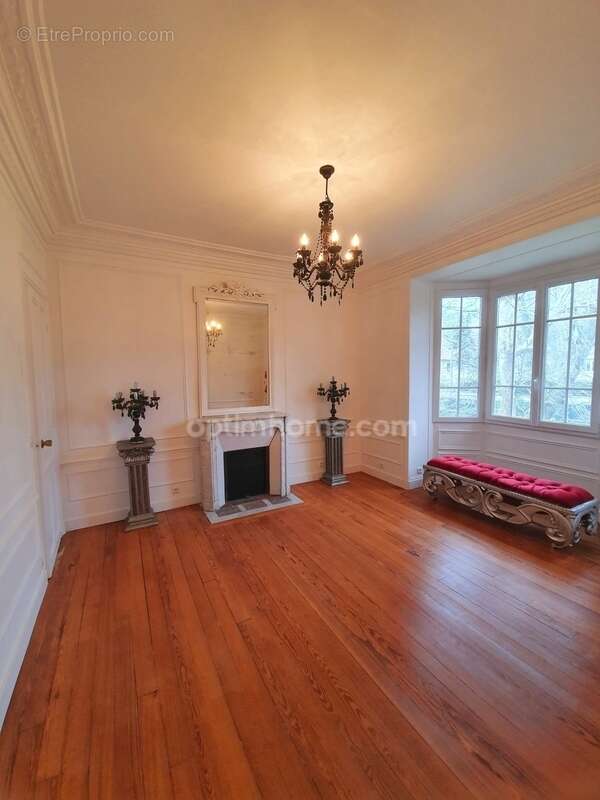 Maison à MONTMORENCY