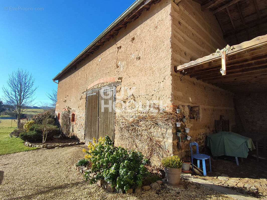 Maison à GREZOLLES