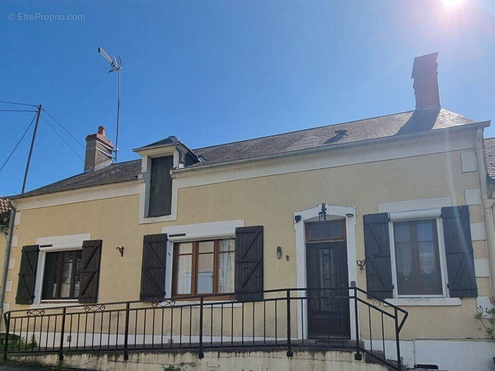 Maison à PREMERY
