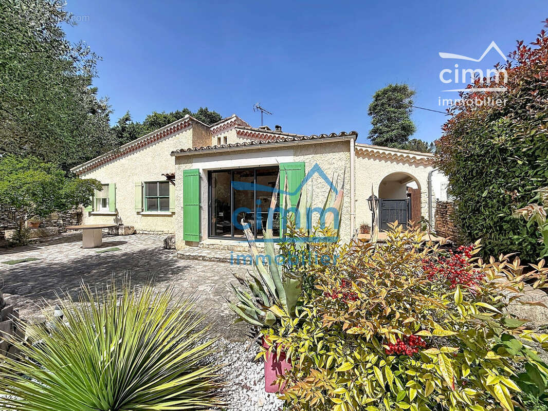Maison 225 m² à Carpentras  - photo 4