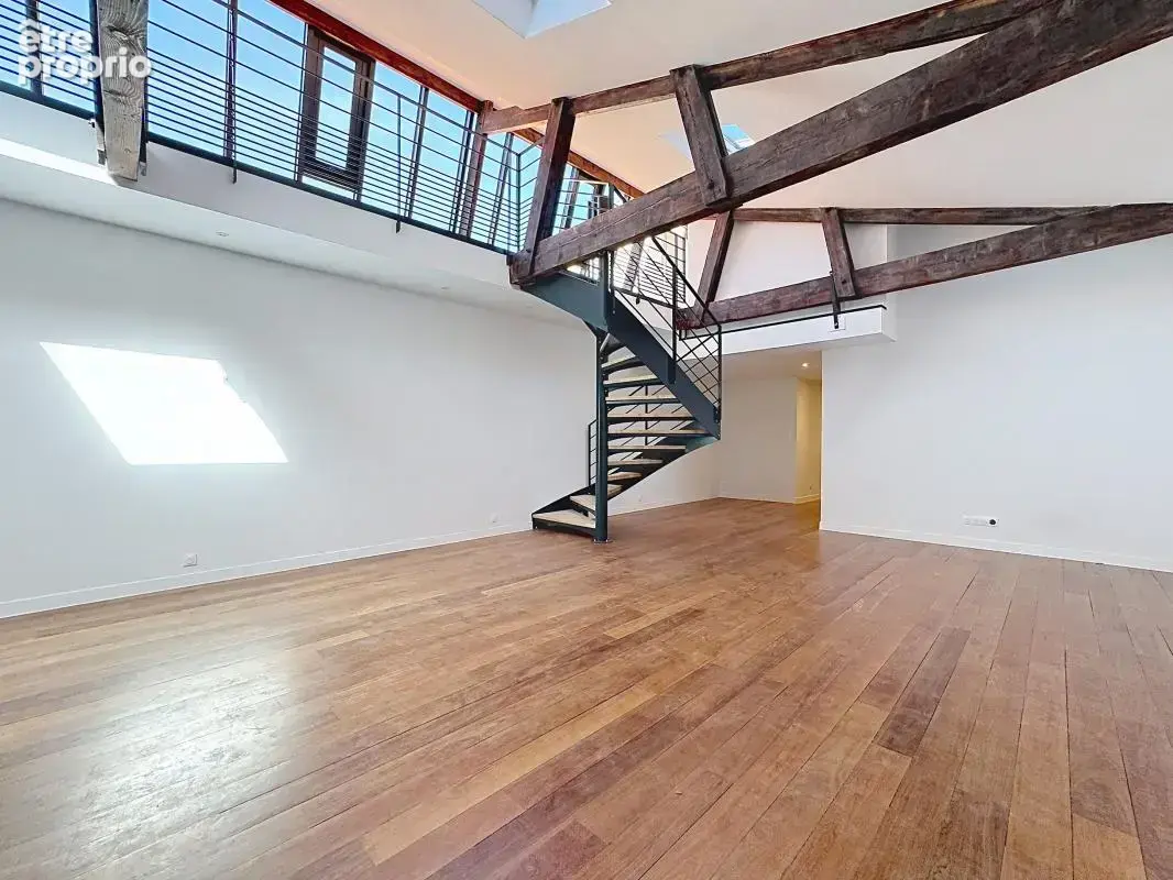 Loft avec Garage À Vendre - photo 2