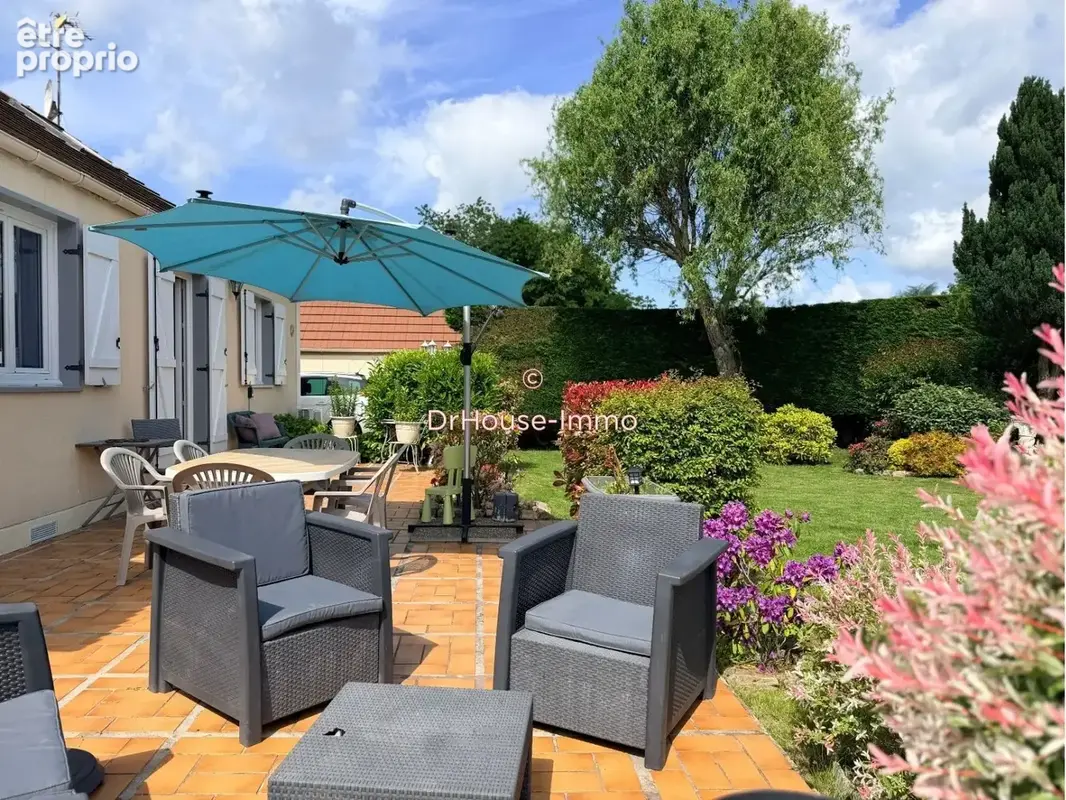 Maison 105 m² à Lumigny-Nesles-Ormeaux  - photo 2