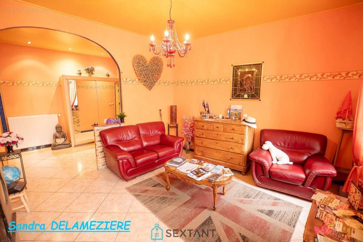 Maison à VILLERS-BRETONNEUX