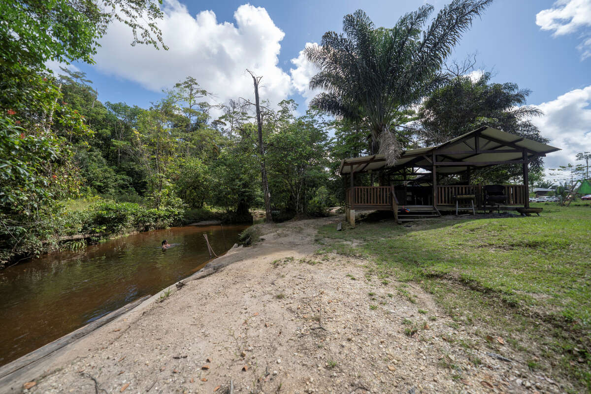 Maison à MONTSINERY-TONNEGRANDE