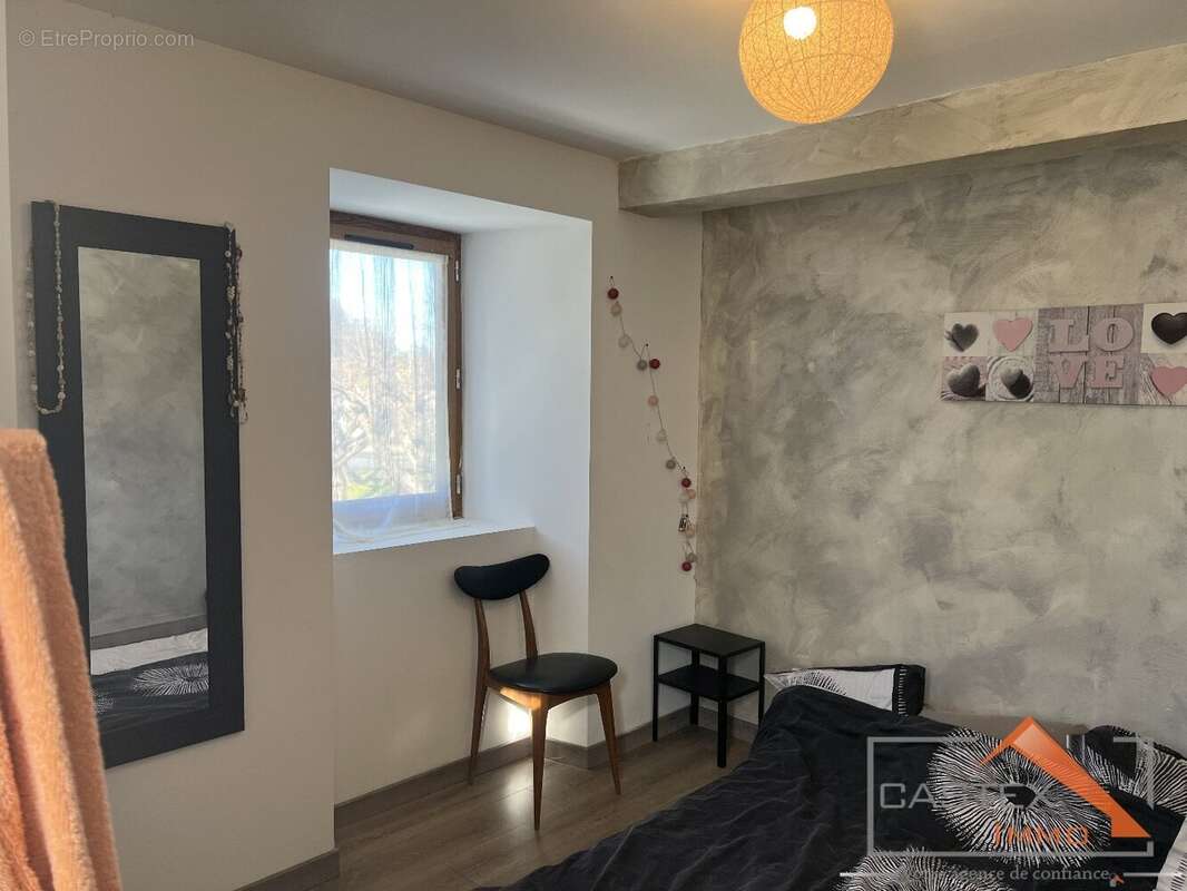 Maison à PRAT-BONREPAUX