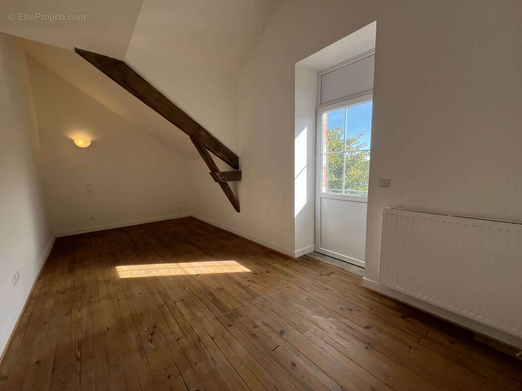 Maison à LACAPELLE-VIESCAMP