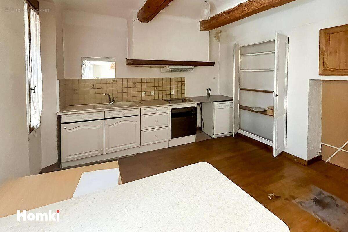 Appartement à GONFARON