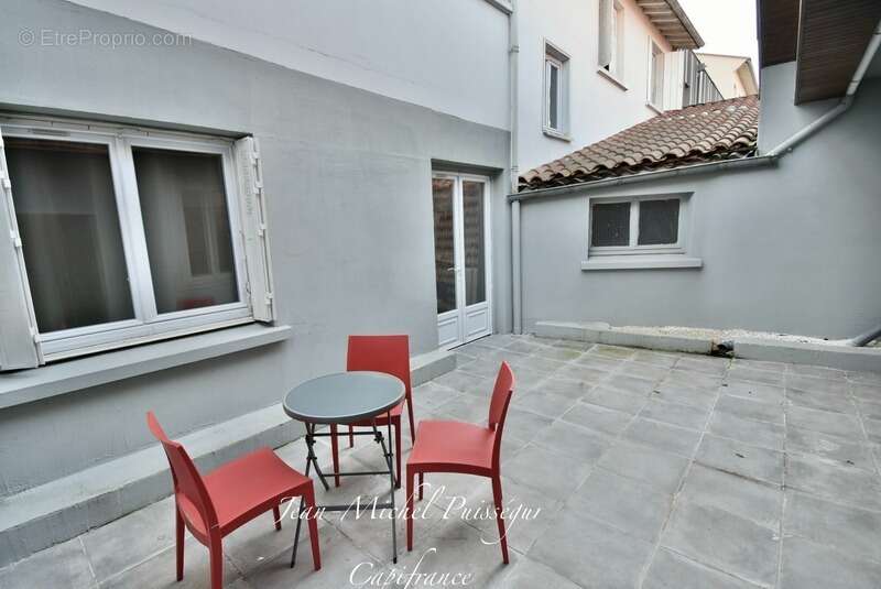 Immeuble à vendre à SAINT GAUDENS (31), avec Restaurant et 7 Appartements - photo 11