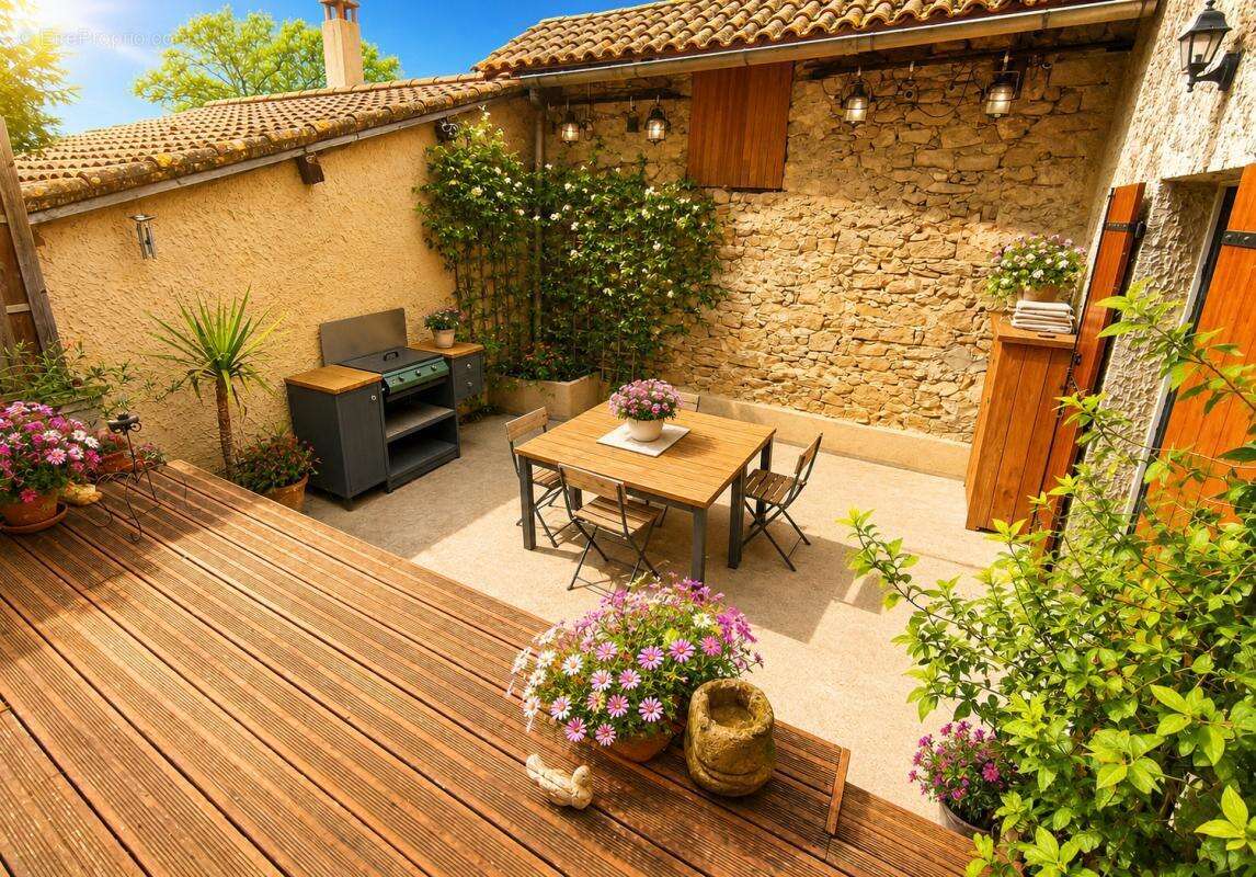 Bedarrides: maison de ville avec garage et exterieur - photo 2