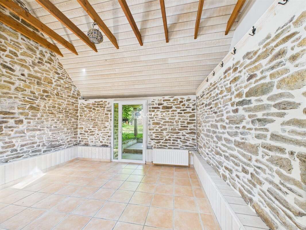 Maison à SAINT-EVARZEC