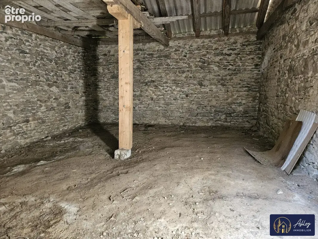 Maison 6 pièces 141 m² à vendre à Sarroux (19110) - photo 7