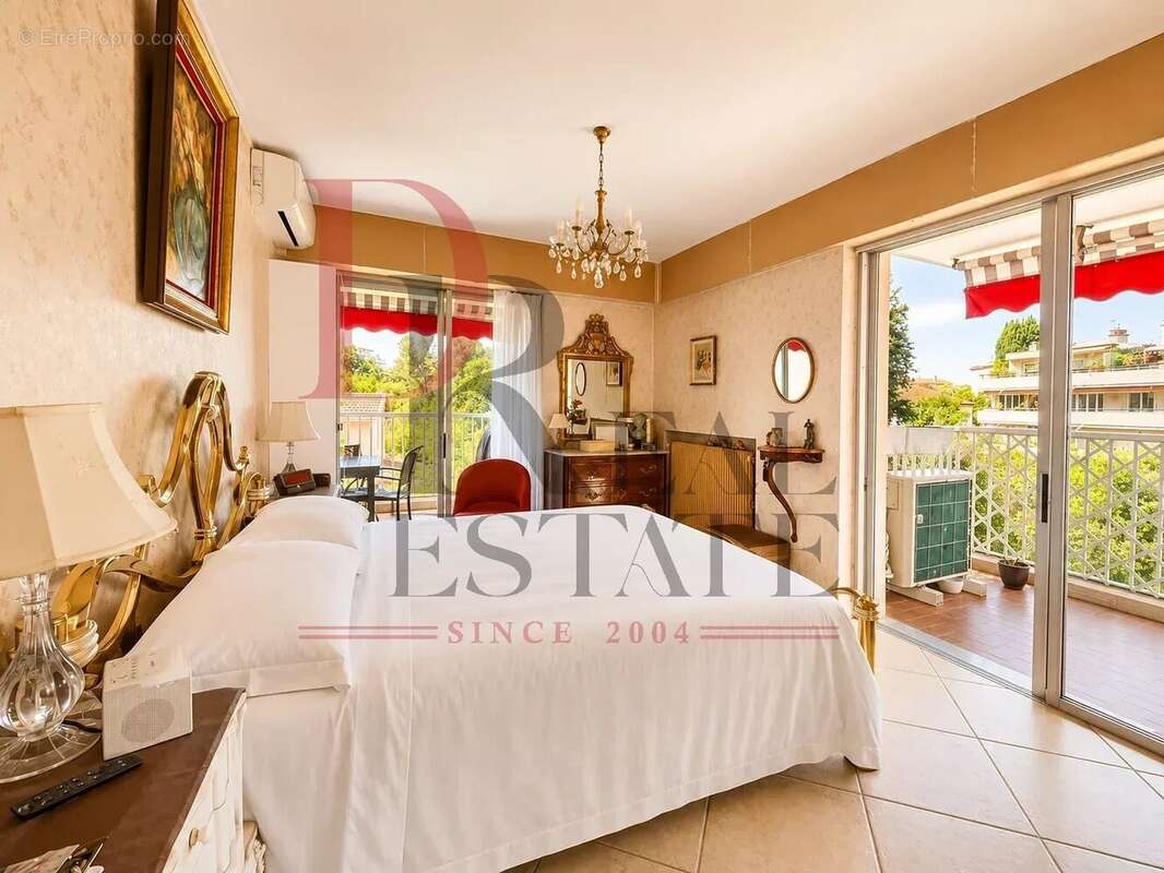 Appartement à LE CANNET