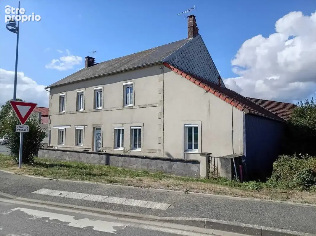 Maison à SAINT-ELOY-LES-MINES