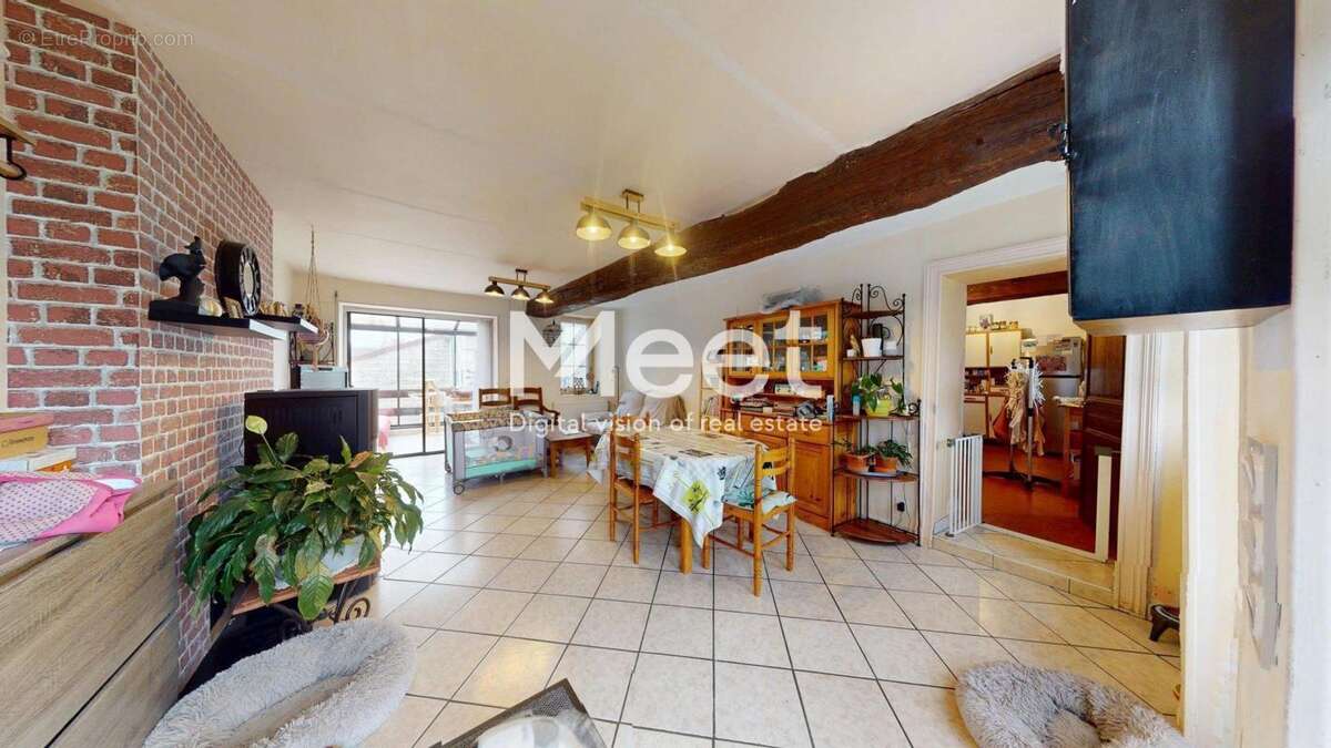 Maison à SAINT-MARTIN-SUR-ARMANCON