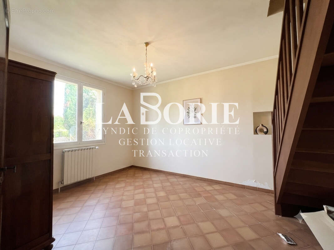 ORANGE - Maison 165 m2 - photo 6