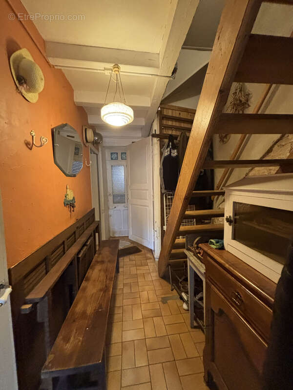 AIGNAY LE DUC  Maison du XVIè s de 125 m2 avec une terrasse et un terrain non attenant de 240m2 - photo 9