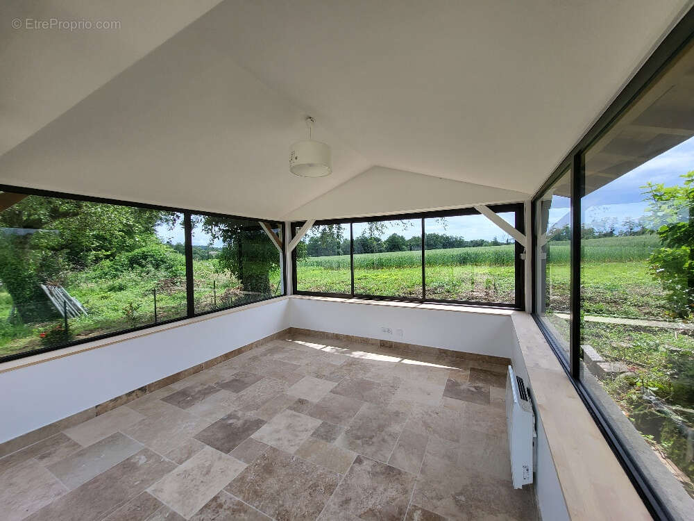 Maison à CHATILLON-SUR-CHALARONNE