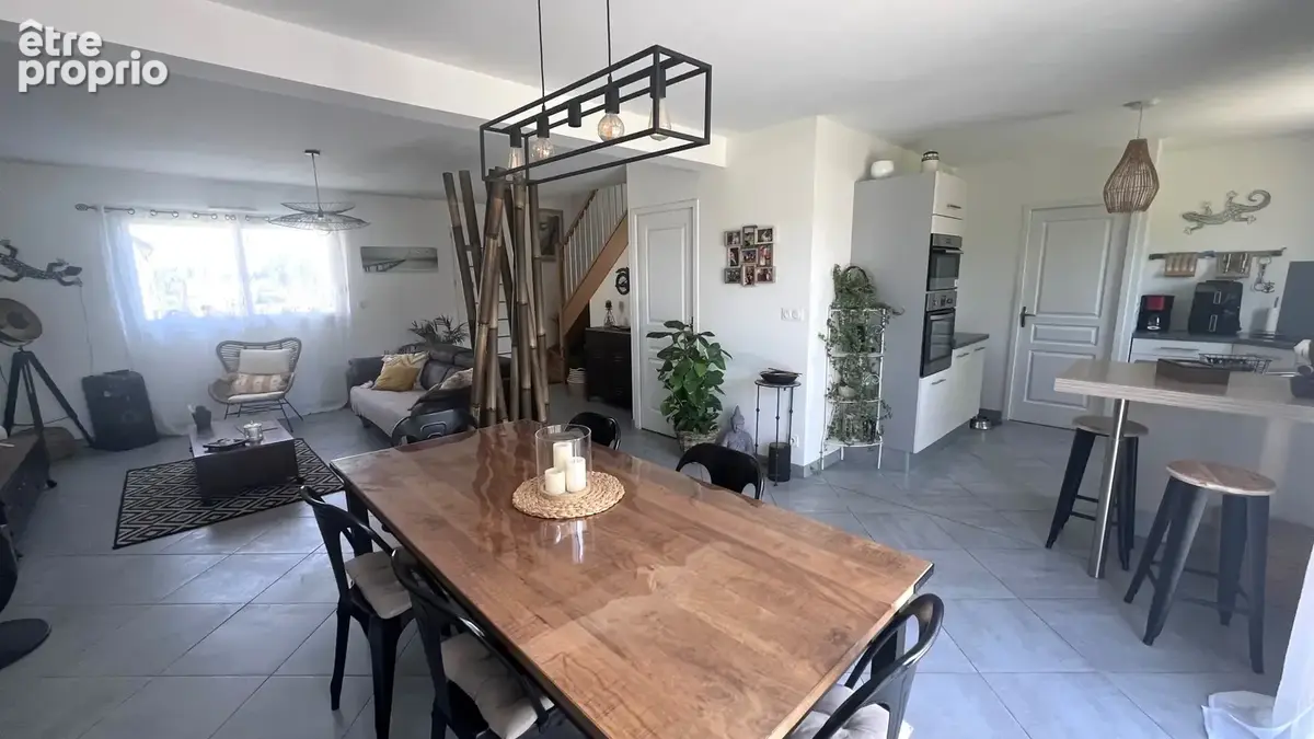 A vendre maison récente saint clement de la place - photo 2
