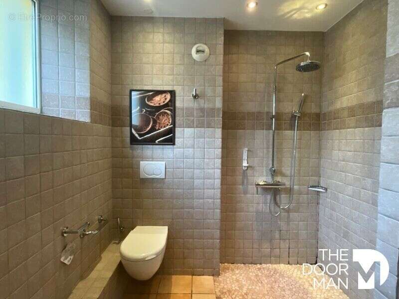 Commerce à LE LAVANDOU