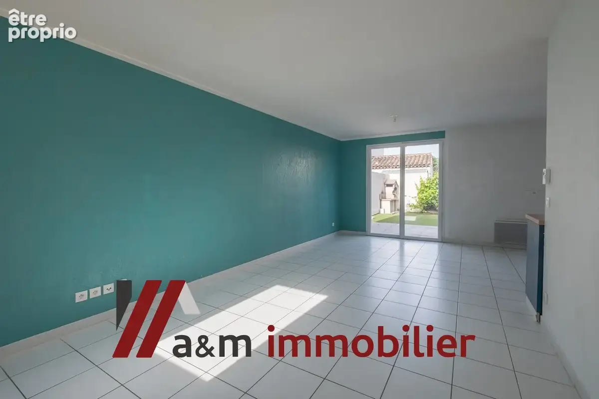 Pavillon mitoyen de type 4 avec garage et places de parking - Châteauneuf-les-Martigues - photo 3