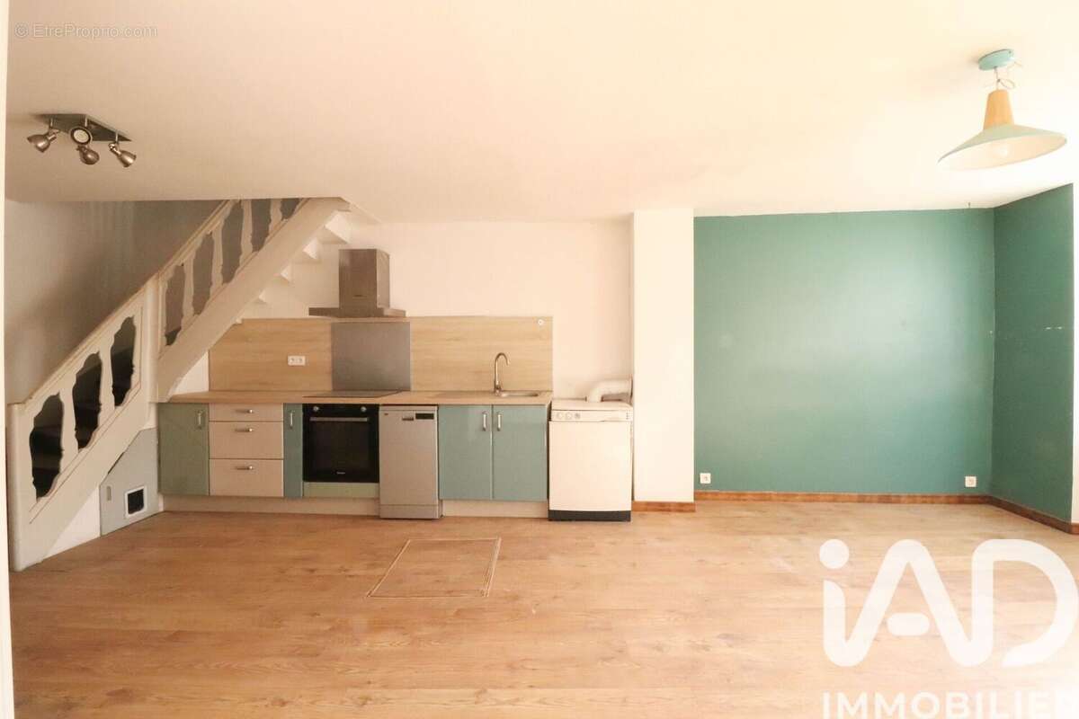 Photo 3 - Maison à SAINT-LAURENT-SUR-GORRE
