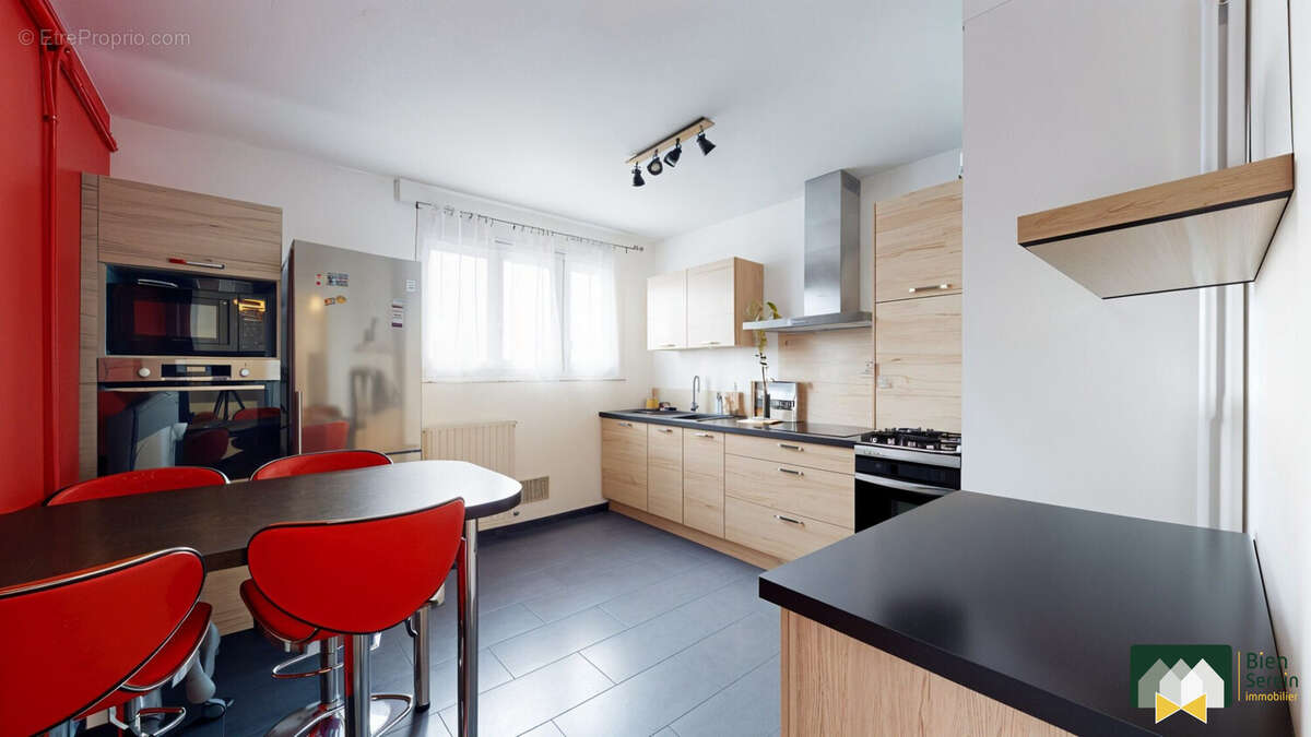 Cuisine  - Appartement à LUCE