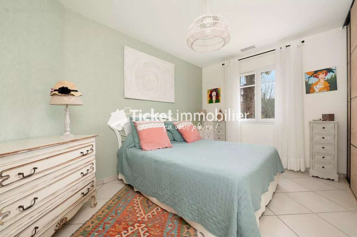 Maison à VILLENEUVE-SUR-LOT