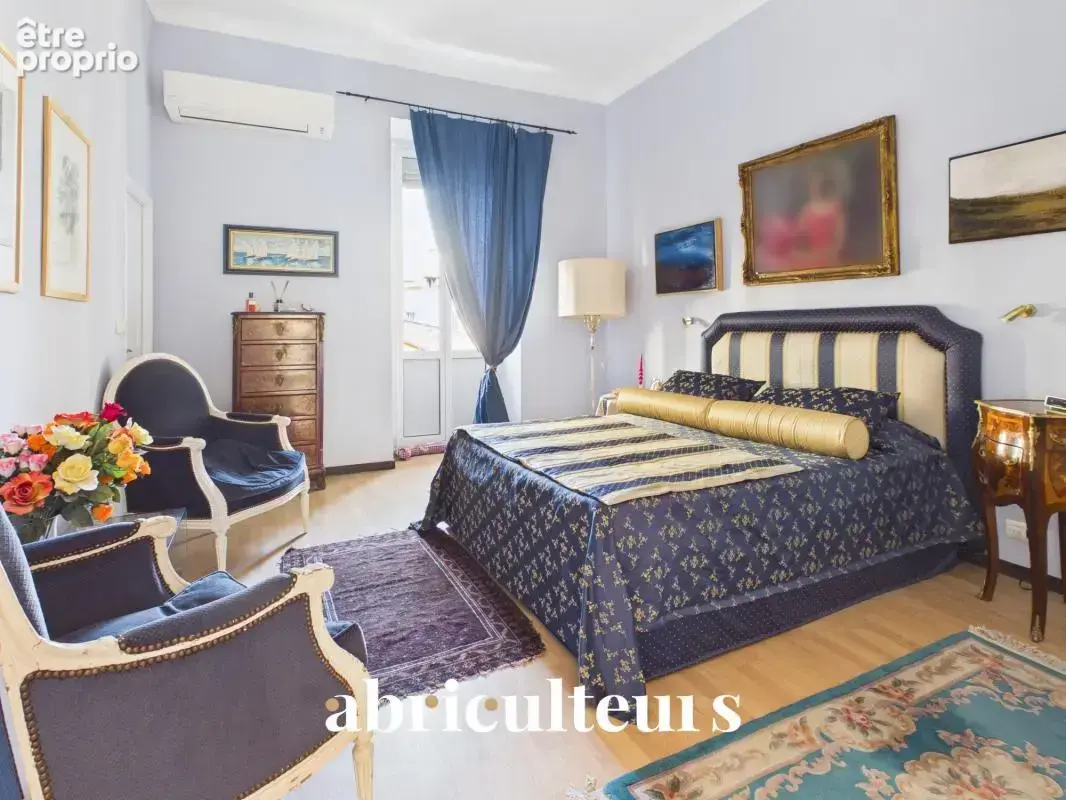 Superbe appartement traversant rénové de 136,81 m² en vente À 30 mètres du Port de Nice (06300) - photo 5