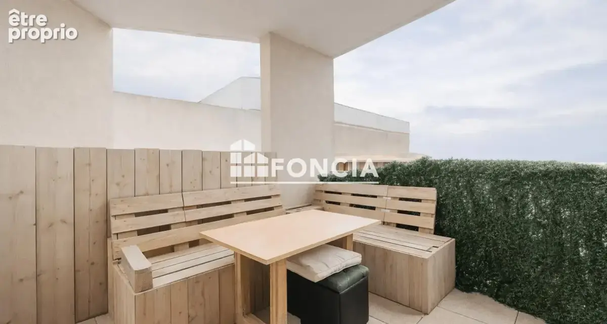 Appartement à SAINT-JEAN-DE-VEDAS