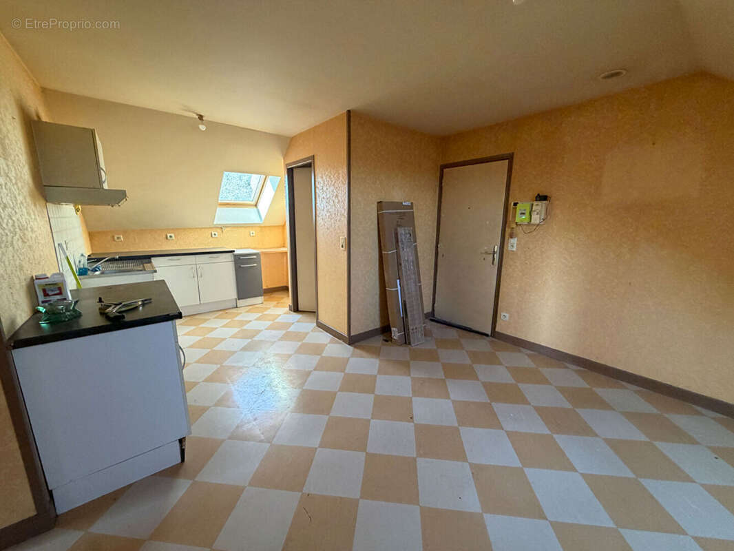 Appartement à LE DESCHAUX