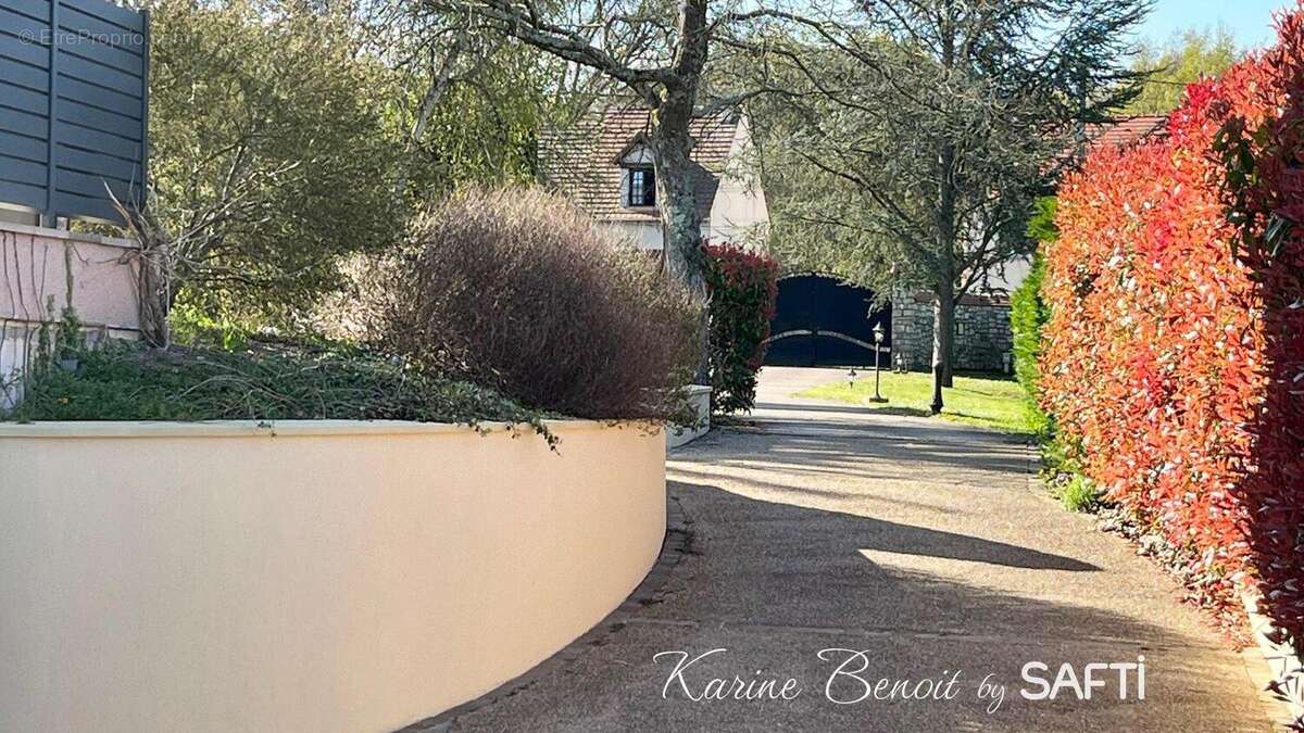 Photo 8 - Maison à SAINTRY-SUR-SEINE