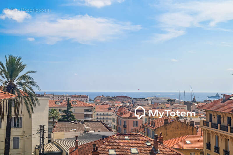 Appartement à CANNES