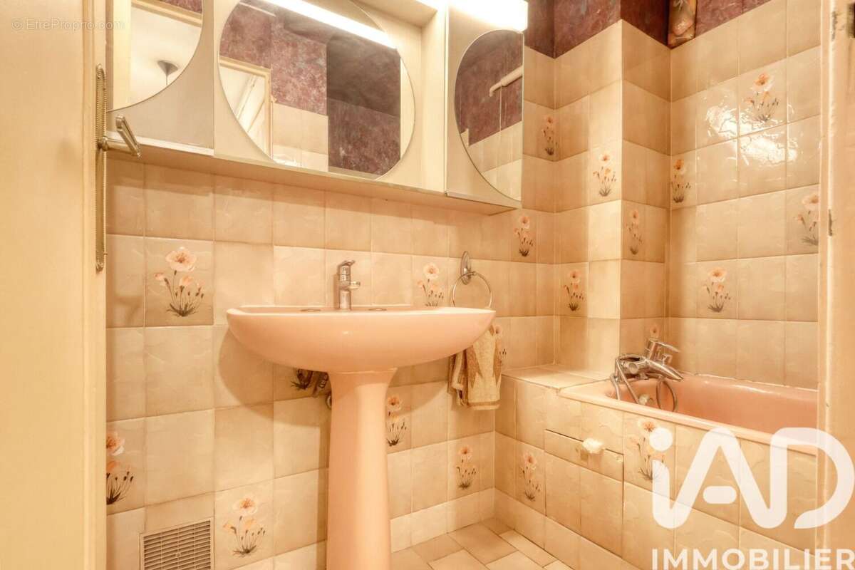 Photo 9 - Appartement à BAGNOLET