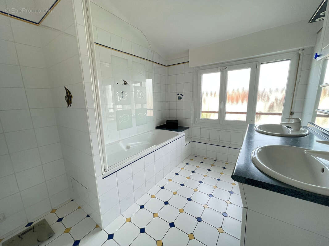 Maison à MITRY-MORY