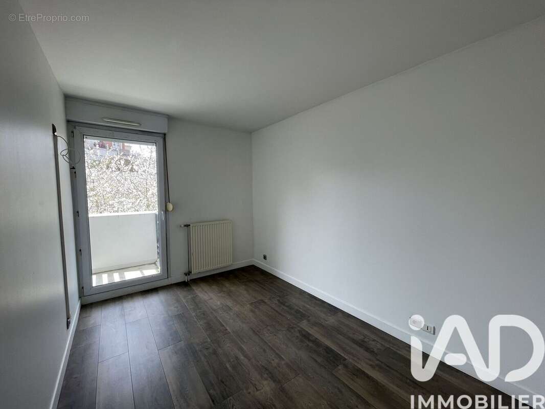 Photo 7 - Appartement à VILLENEUVE-LA-GARENNE