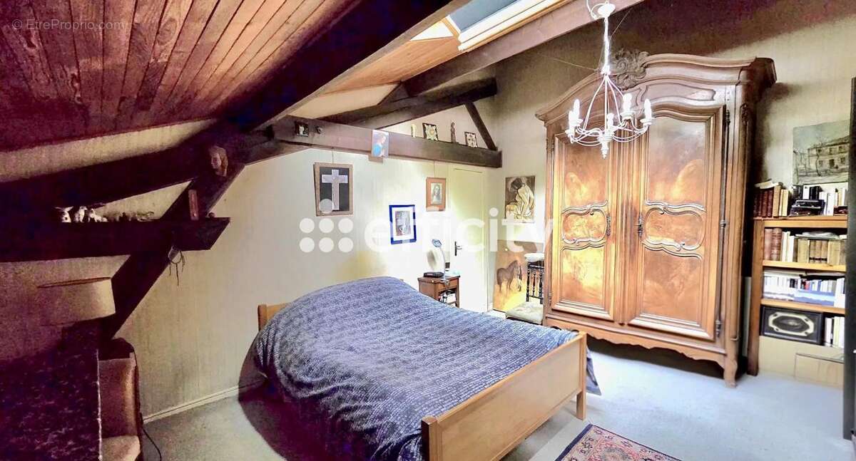 Maison 158 m² à Villefranche-Sur-Saone  - photo 6