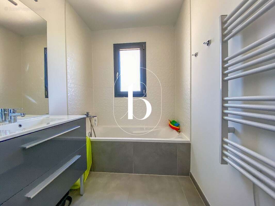 Maison à GOUDARGUES