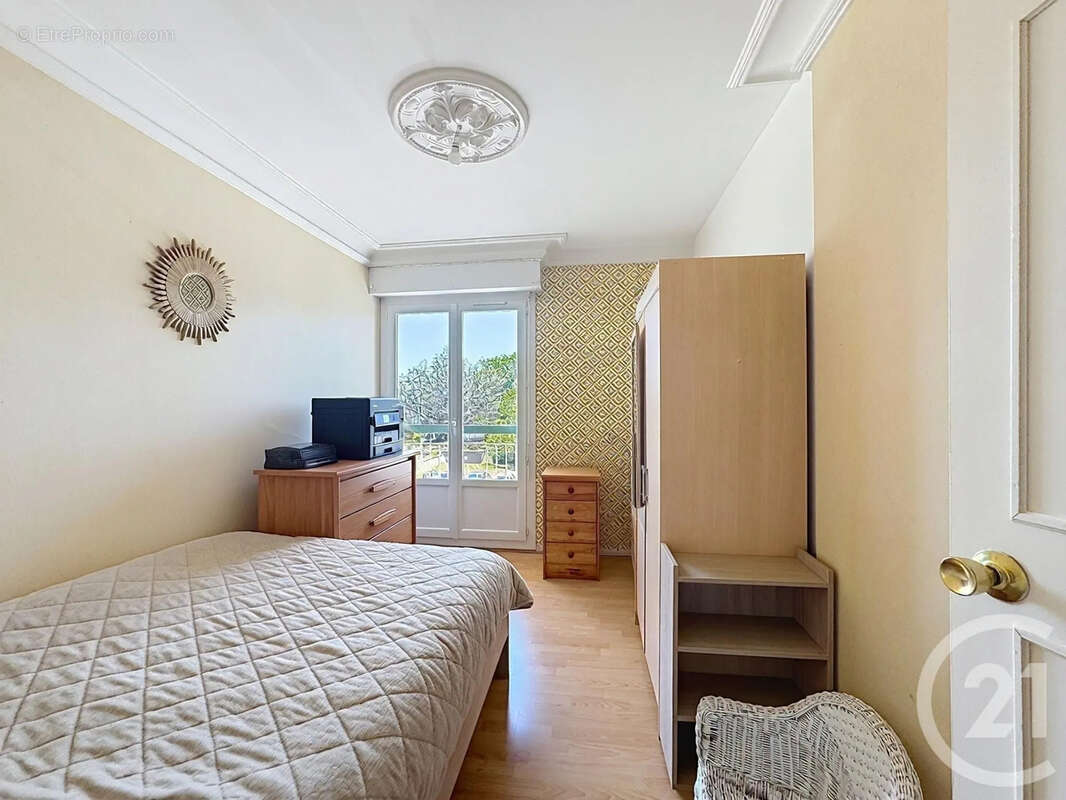 Appartement 67 m² à Angouleme  - photo 5