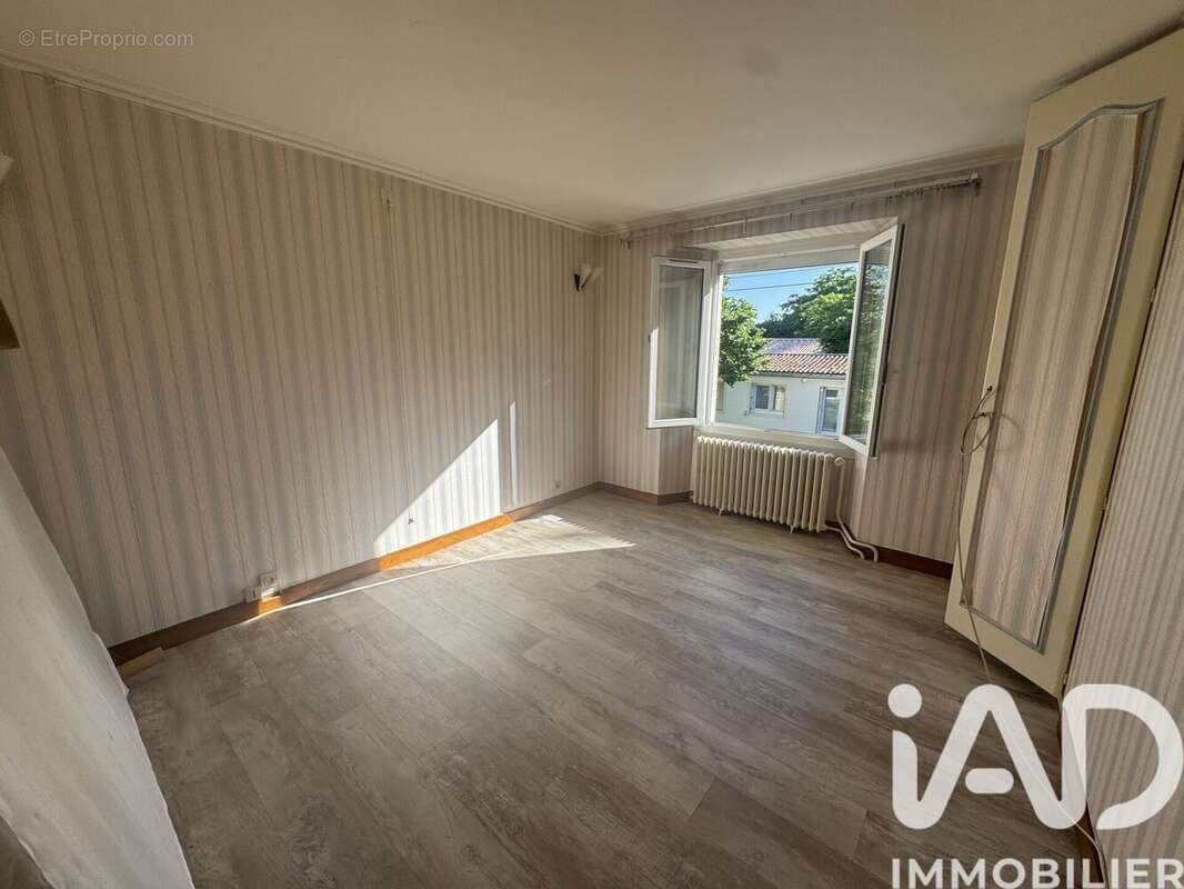 Photo 9 - Maison à VERRUE