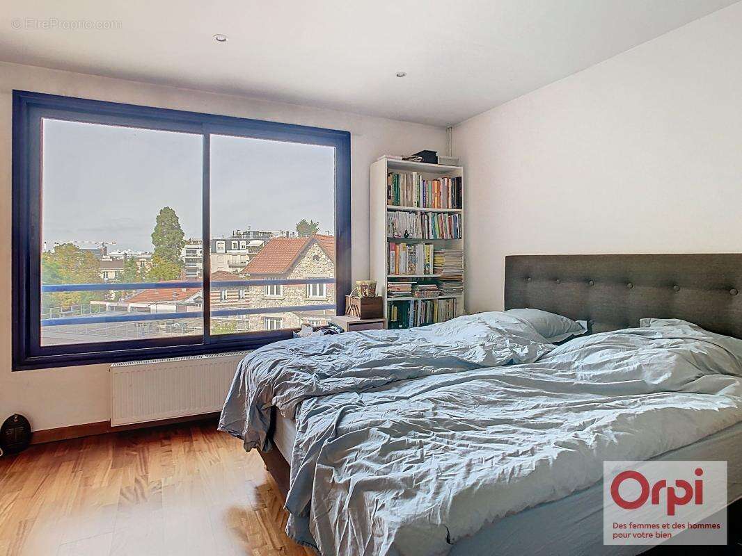 Maison à ISSY-LES-MOULINEAUX